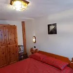 Maison Sarteur Ad Uso Turistico -vda-la Thuile- 0065 Apartment La Thuile