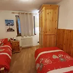 Maison Sarteur Ad Uso Turistico -vda-la Thuile- 0065 Apartment La Thuile