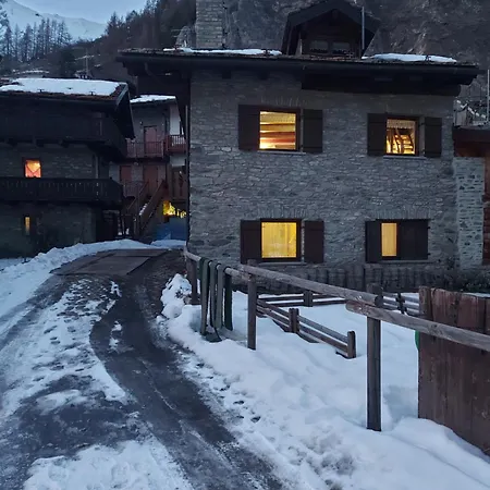 Maison Sarteur Alloggio Ad Uso Turistico -vda-la Thuile- 0065 *