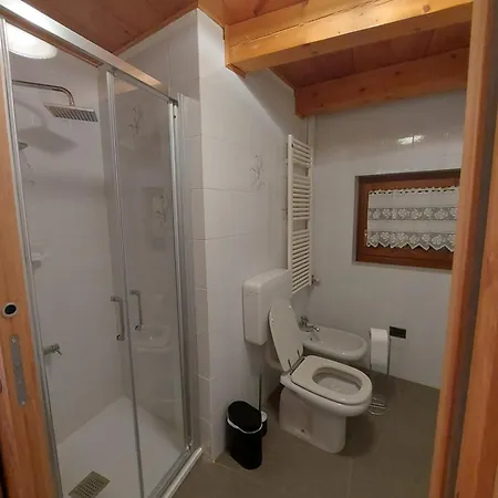 Maison Sarteur Ad Uso Turistico -vda-la Thuile- 0065 Apartamento