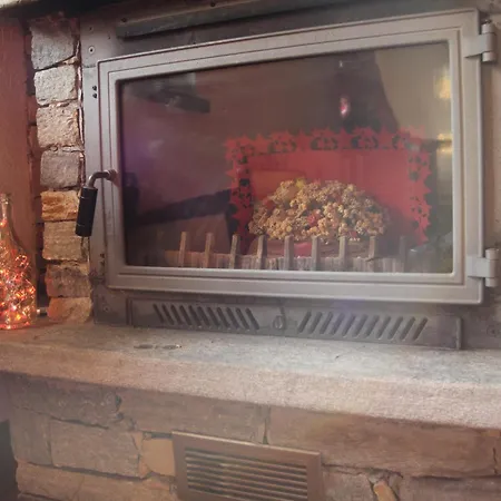 Maison Sarteur Ad Uso Turistico -vda-la Thuile- 0065 Апартаменты *